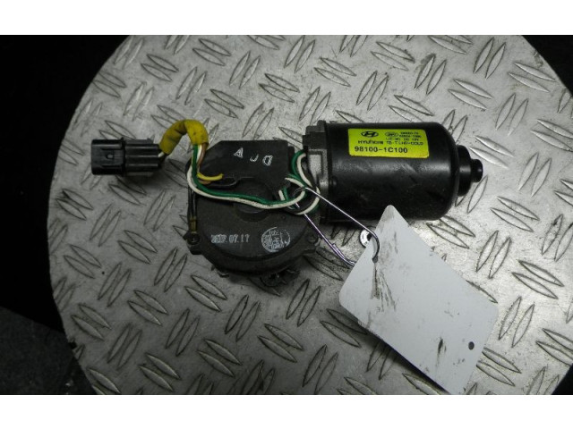 Моторчик дворников 981001C100 Hyundai Getz