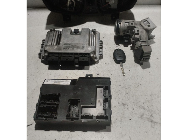 Řídící jednotka 8V21-12A650-PE, 8V21-12A650-PE Ford Fiesta 2010