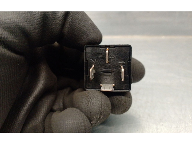 Блок предохранителей 4H0951253A, 4H0951253A Audi Q3 8U