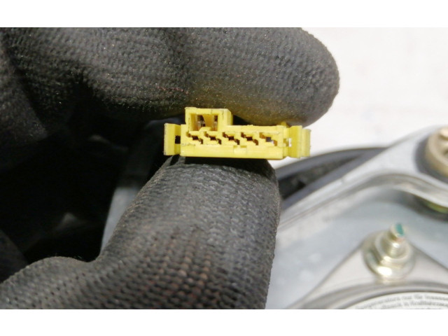 Подушка безопасности водителя 8N0880201   Audi TT TTS Mk2