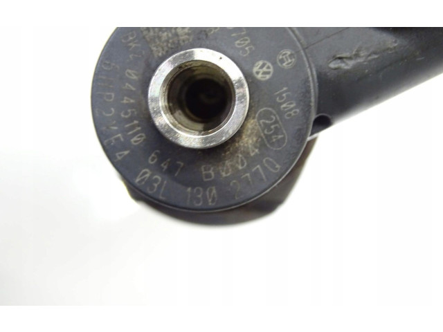 Форсунка 03L130277Q    Volkswagen PASSAT B7   