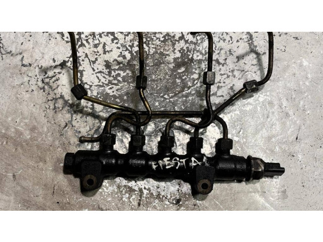 Топливная рампа 9654592680, 043282777 Ford Fiesta