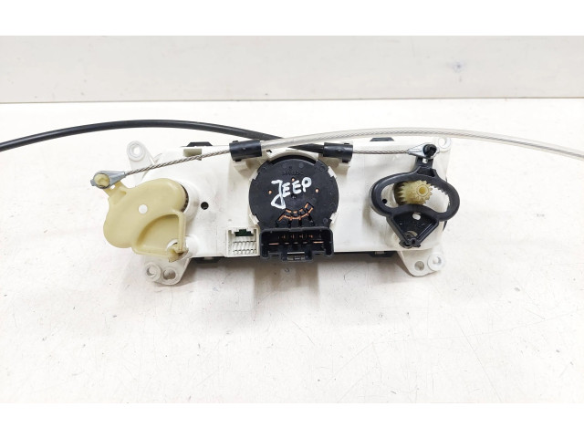 Блок управления климат-контролем P05058299AE, 11292006   Jeep Compass