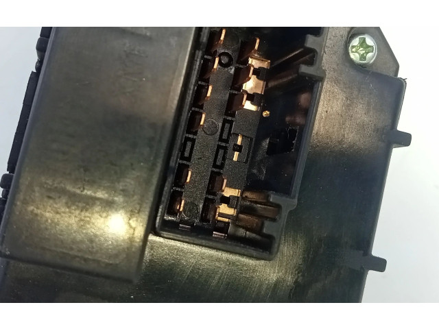 Ручка стеклоочистителей    SsangYong Tivoli