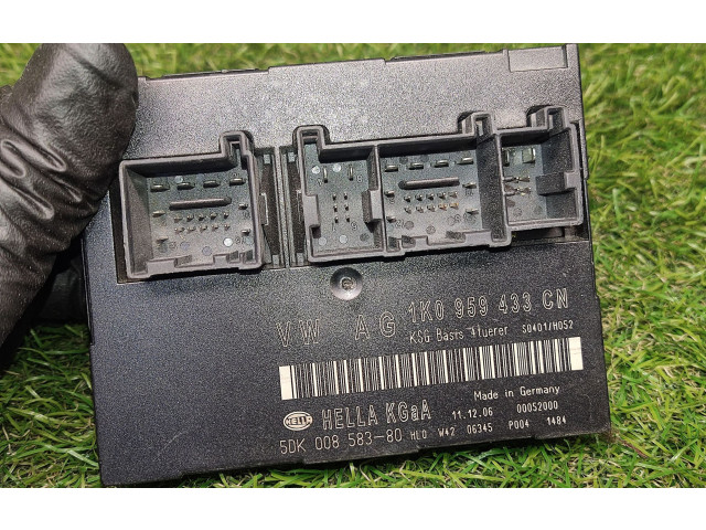 Блок комфорта 1K0959433CN, 5DK00858380 Skoda Octavia Mk2 (1Z)
