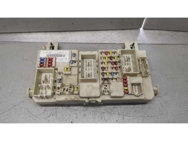 Блок предохранителей 7M5T14A073FB   Ford Focus    