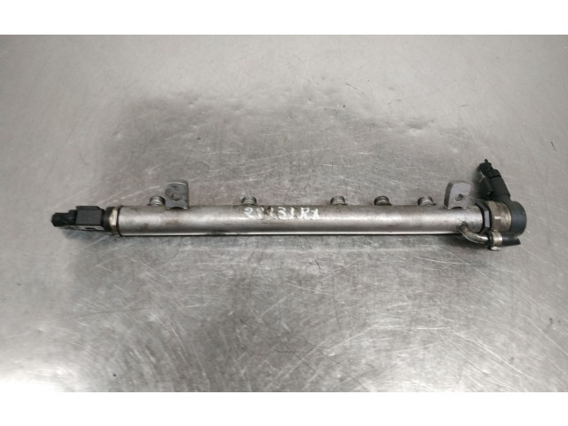 Vstřikovací lišta A6400702395001 Mercedes-Benz A W169 OM640940