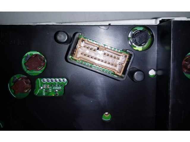 Панель приборов 8H70575   Nissan X-Trail T30       