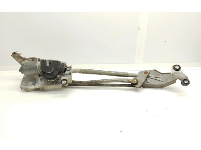 Моторчик заднего дворника 8638A007 Mitsubishi Pajero