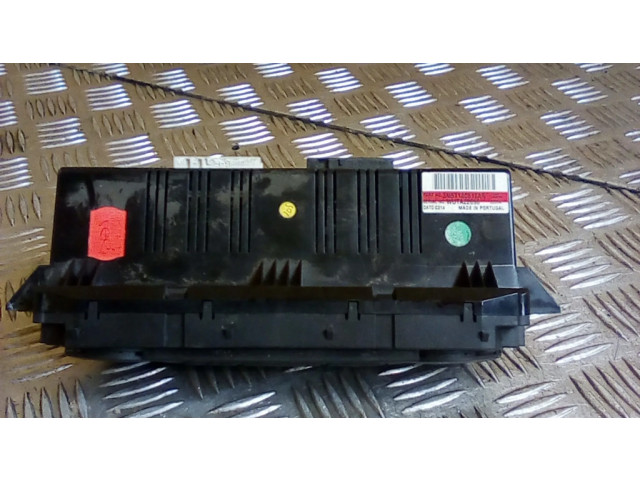 Блок управления климат-контролем 3M5T18C612AR   Ford Focus