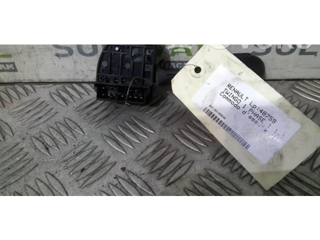 Ручка стеклоочистителей 7700832722 Renault Twingo I