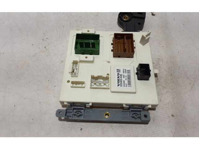 Блок управления 32254026   Volvo S60