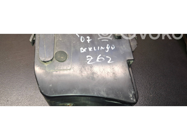   Pojistková skříňka 9643581380   Citroen Berlingo 2006