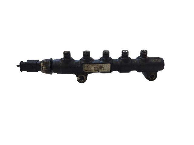 Топливная рампа 9654592680, 9564590   Peugeot 5008   для двигателя 9HZ