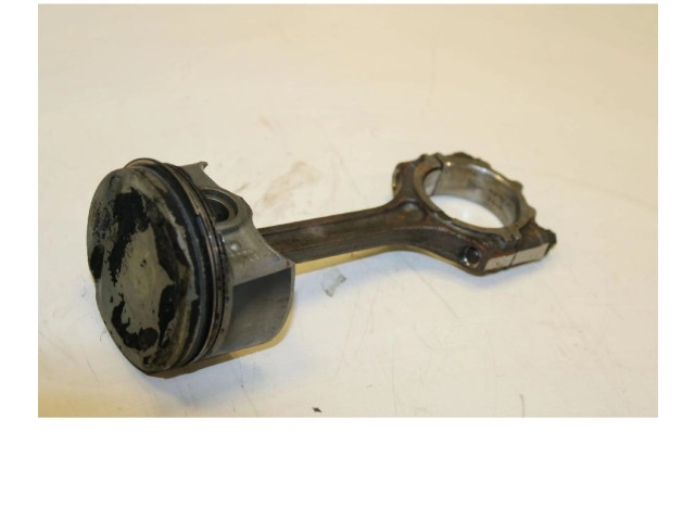 Поршень с шатуном G3LA 04FK133B Hyundai i10