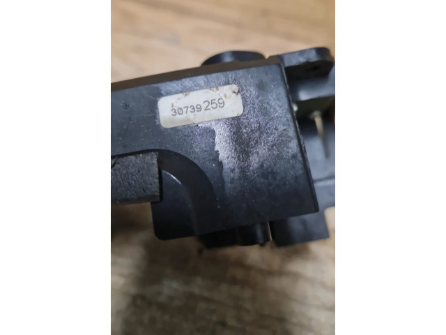 Блок управления 30739259 Volvo V70