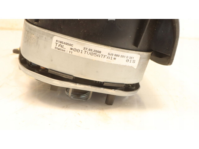 Подушка безопасности водителя Skoda Fabia Mk2 (5J)