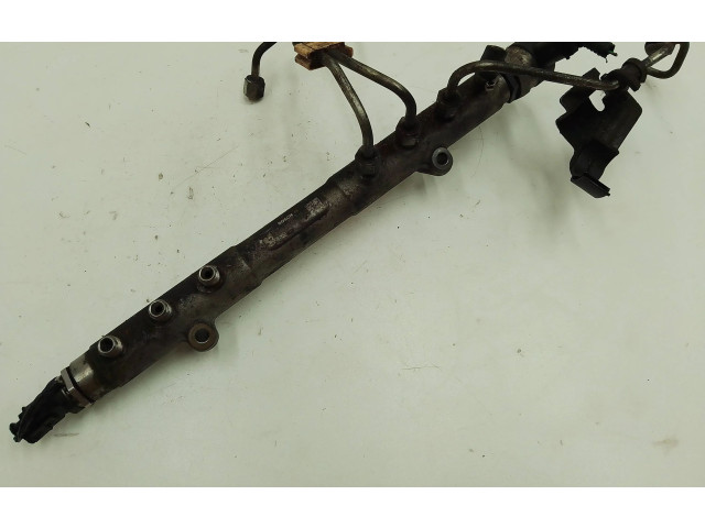 Топливная рампа 31259011   Volvo V70  