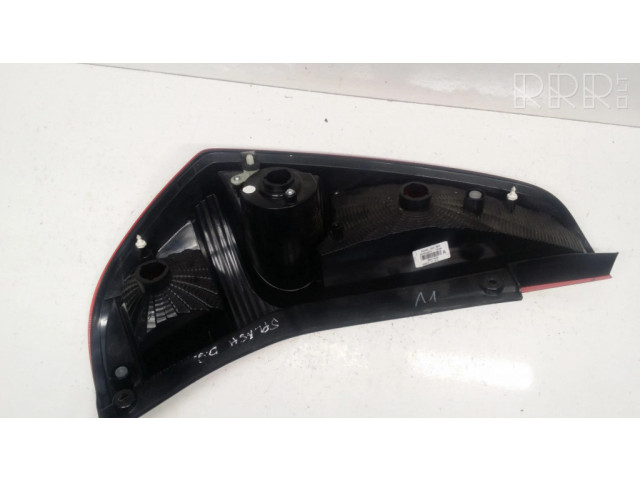 Задний фонарь  89071628, 3560351K10    Suzuki Splash   