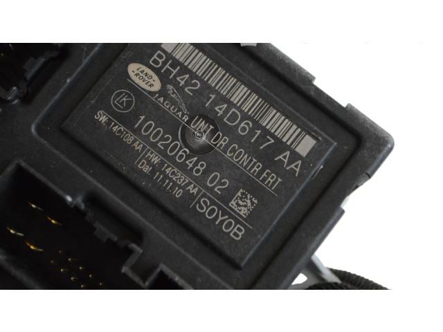 Блок управления дверью Jaguar XJ X351  2009-2019 года BH4214D617AA      