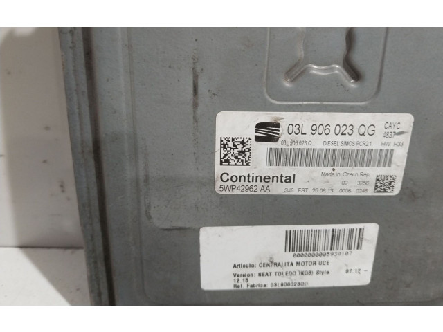 Řídící jednotka 03L906023QG, 5WP42962AA Seat Toledo IV (NH) 2013