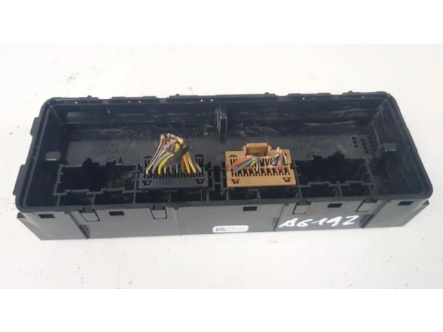 Блок управления 901516640013   Opel Meriva B