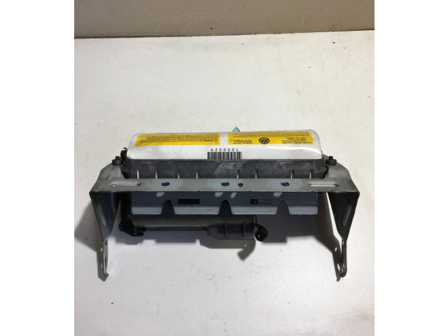 Подушка безопасности пассажира 1T0880204A Volkswagen Caddy