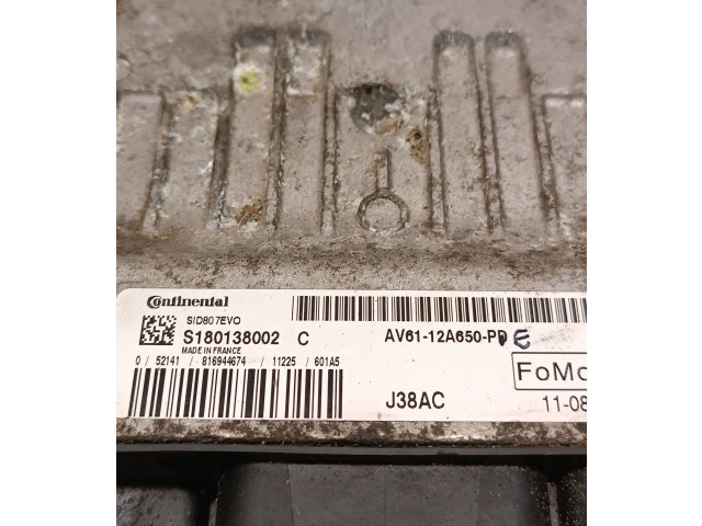 Блок управления AV6112A650PD, S180138002C Mazda 3 II