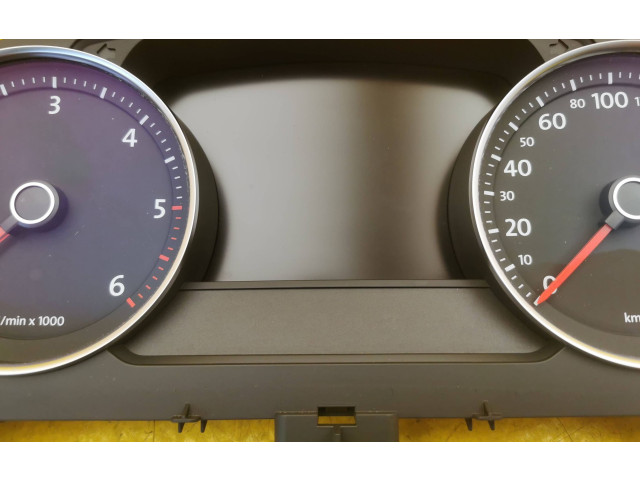 Přístrojová deska Volkswagen Touareg II 2012 7P6920881G, 7P6920881