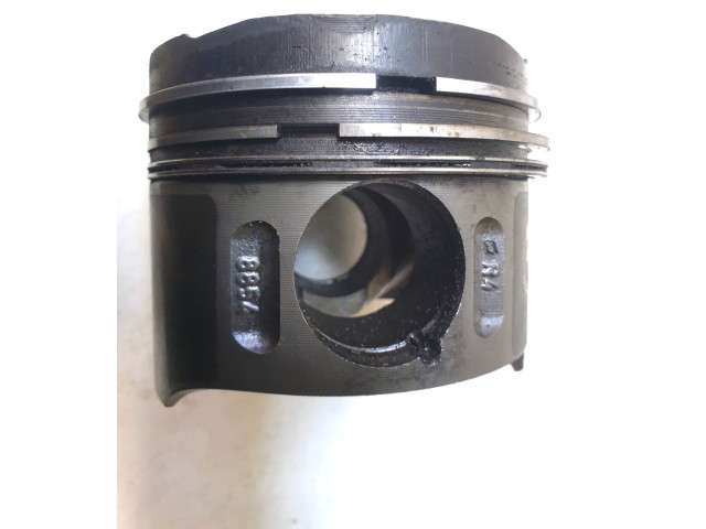 Píst 8854 Mercedes-Benz E W211 OM 646.961