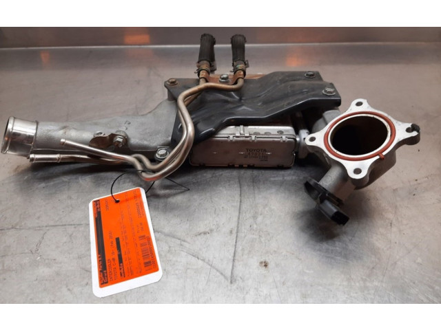 Интеркулер 1270001330, 1270001330 Toyota C-HR I