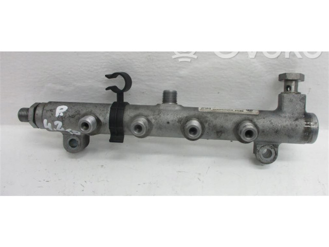 Vstřikovací lišta Volkswagen Touareg III