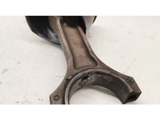 Píst BMW 7 G11 G12 pro naftový motor 4.0