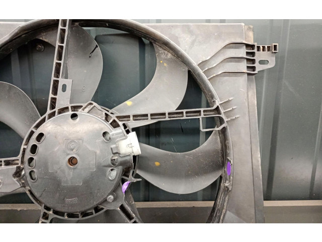 Поршень Электрический вентилятор радиаторов m167590 Renault Megane IV