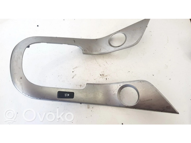 Другая деталь салона