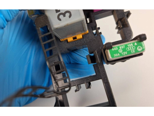 Блок предохранителей 8D1937545 Audi A6 S6 C5 4B