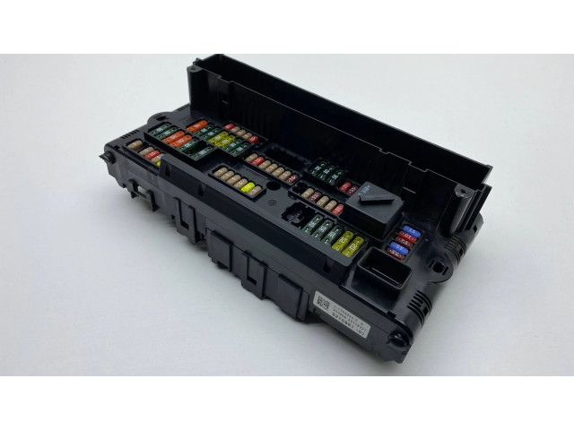 Pojistková skříňka 9210861 BMW 7 F01 F02 F03 F04 2010