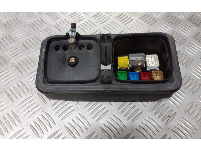 Блок предохранителей 5Z0937403B Skoda Fabia Mk1 (6Y)