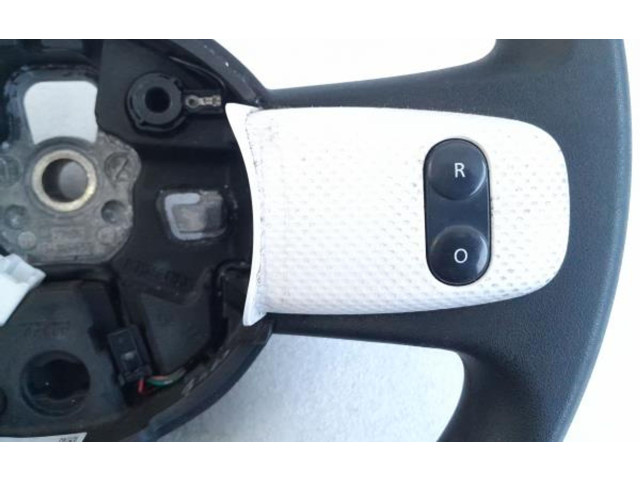 Volant Renault Twingo III 2014 484004149R