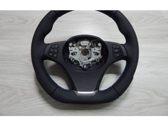Руль BMW X3 E83 2003 - 2010 года 3-385-E83-10