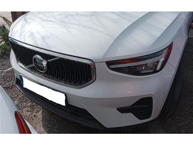 Зеркало (механическое)       Volvo XC40   -  года   