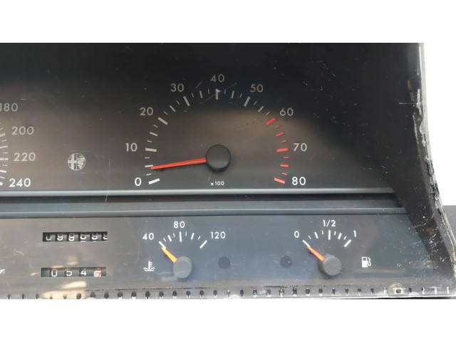 Přístrojová deska Alfa Romeo 164