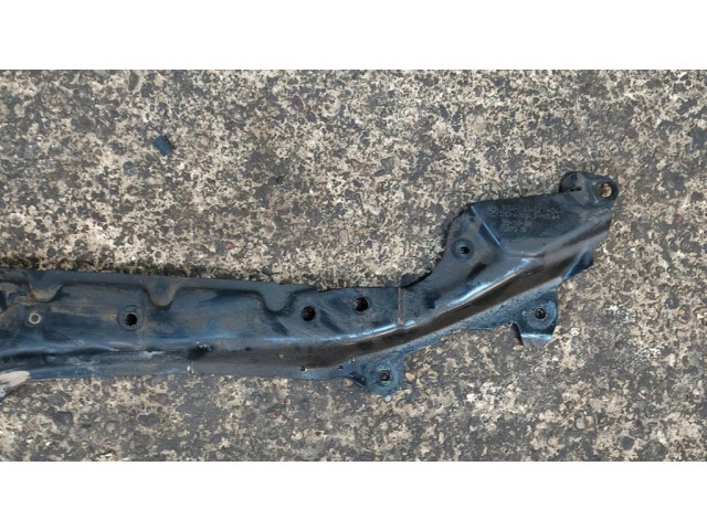 Другая деталь отсека двигателя