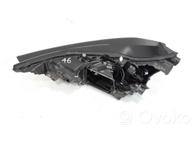 Передняя фара