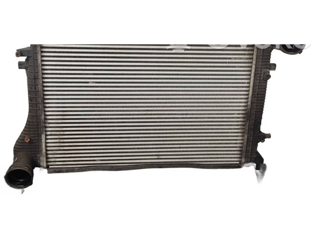 Интеркулер 1K0145928D, PA66GF30 Skoda Octavia Mk2 (1Z)