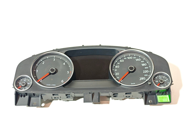 Přístrojová deska  Volkswagen Touareg II 2014 7P6920880D, 7P6920880  