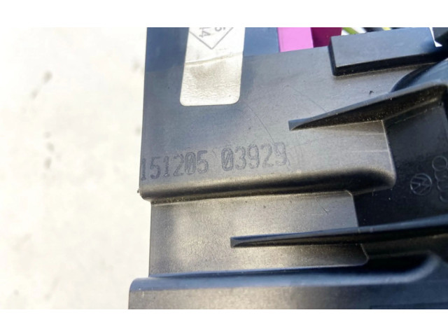 Блок предохранителей  5120503926, 51205-03926   Skoda Octavia Mk2 (1Z)    