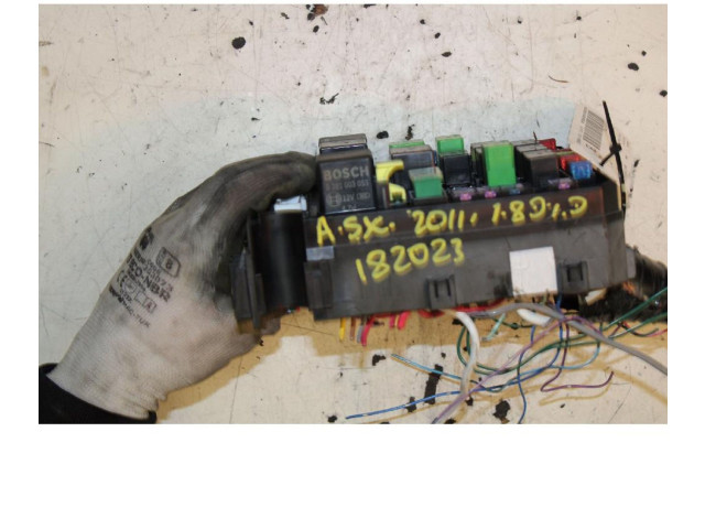 Блок предохранителей Mitsubishi ASX