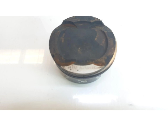 Píst 11258637807, 1212CD BMW 7 G11 G12 pro benzínový motor