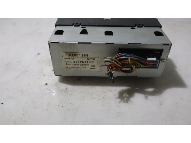 Дисплей       Mitsubishi Space Wagon